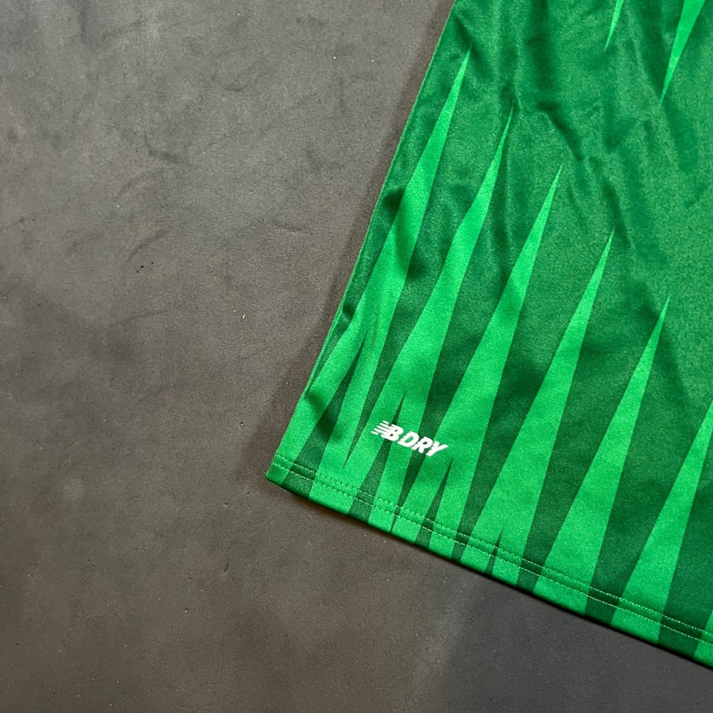 New Balance Republic of Ireland National Team Football Training Jersey Size L - Picture 5 of 10